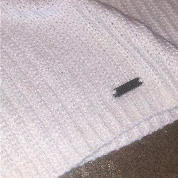 Oversized Knit Sweater - Picture 3 of 4